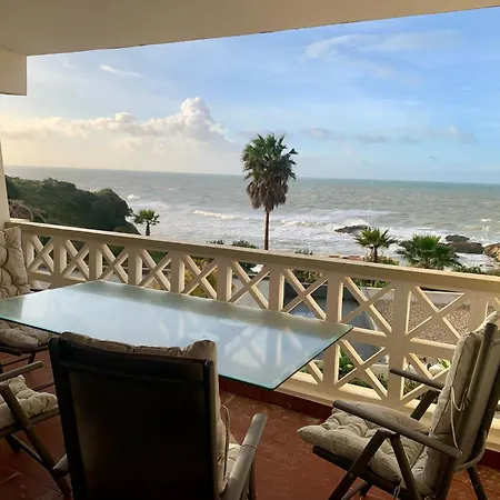 Ocean Bliss - Panoramic Sea View - 20m To - 2 Swimming Pools - Private Parking * Albufeira